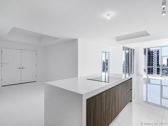 3rd image of 851 NE 1st Ave #1612A