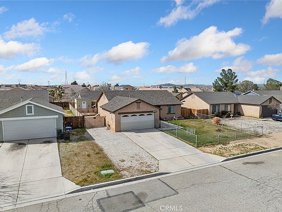5th image of 17956 Kendall Cir