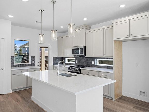 6th image of this home