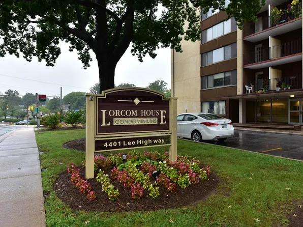 4401 Lee Hwy APT 34, Arlington, VA 22207
