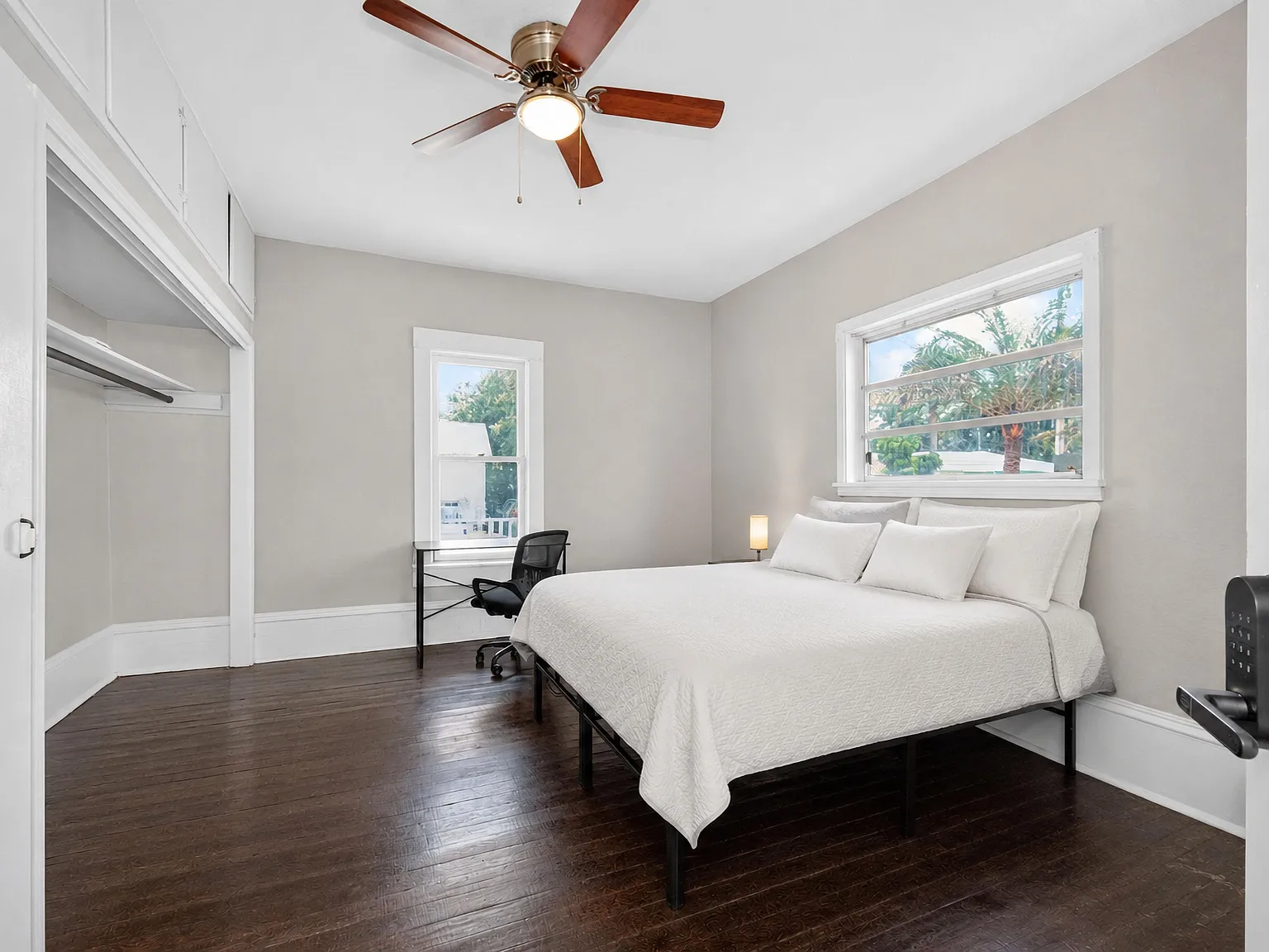 3 bed, 2.0 bath, 1720 sqft, $1,481 — Photo 3