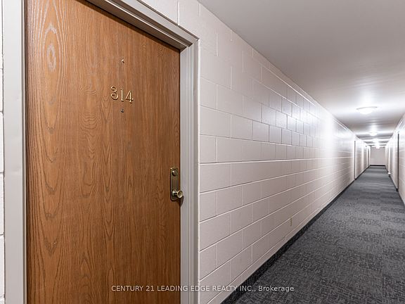 5th image of 30 Avalon Pl #314