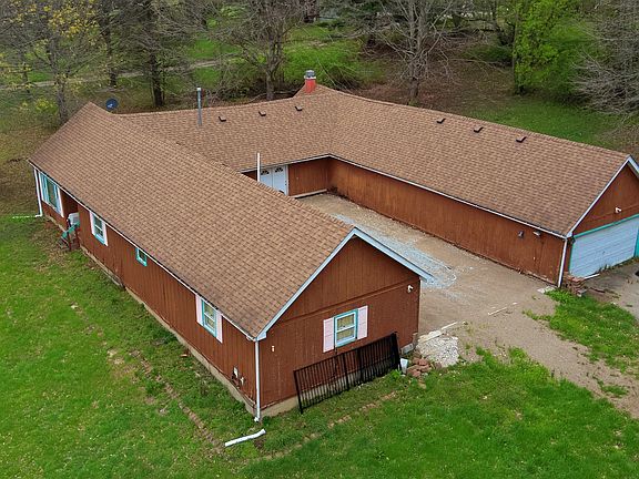 5th image of 9070 N Prairie Rd