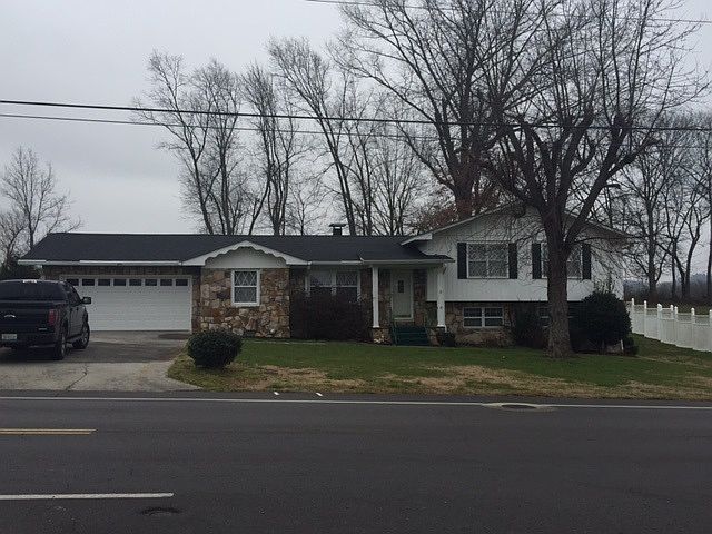 1st image of 2420 Candies Ln NW