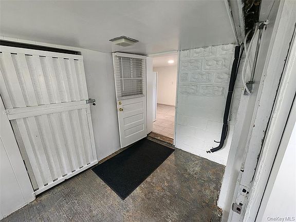 5th image of 16 Ardmore St APT B