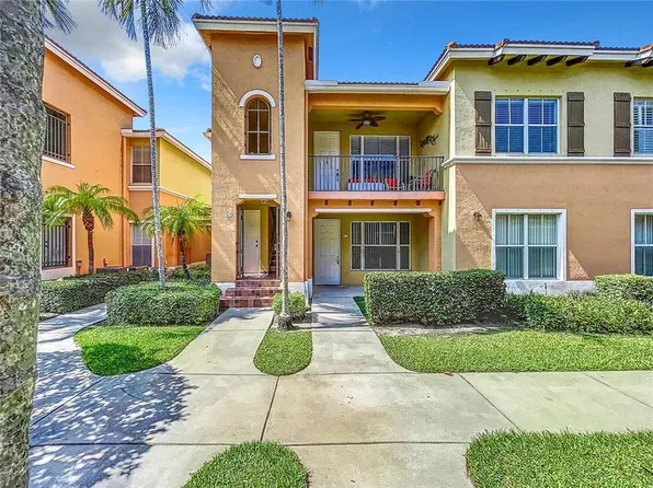 3557 Forest Hill Blvd 54-54-54, Palm Springs, FL 33406
