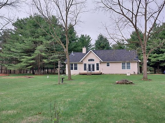 3rd image of 4166 Marathon Rd