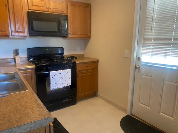 (undisclosed Address), Auburn, NY 13021