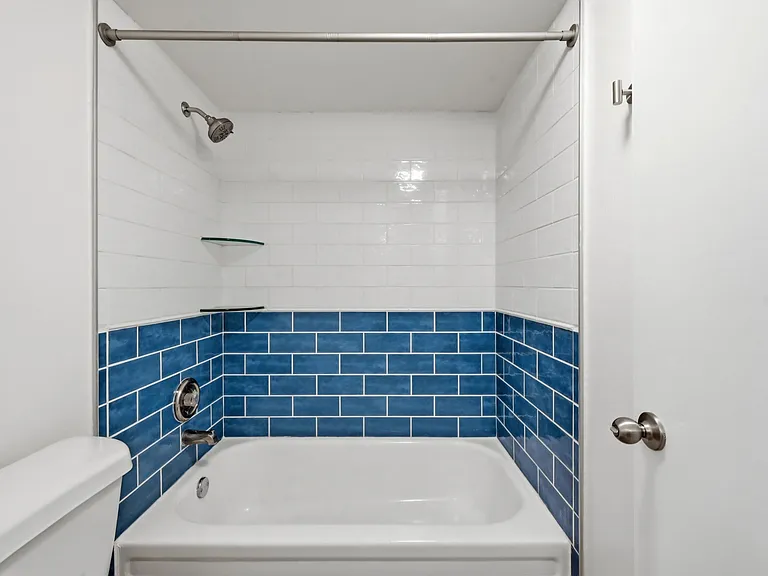 2805 Casita Way #112 — Photo 22