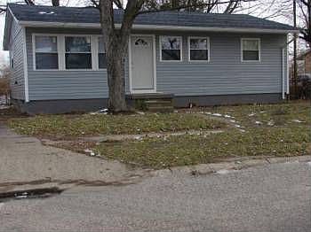 1st image of 1476 Courter St