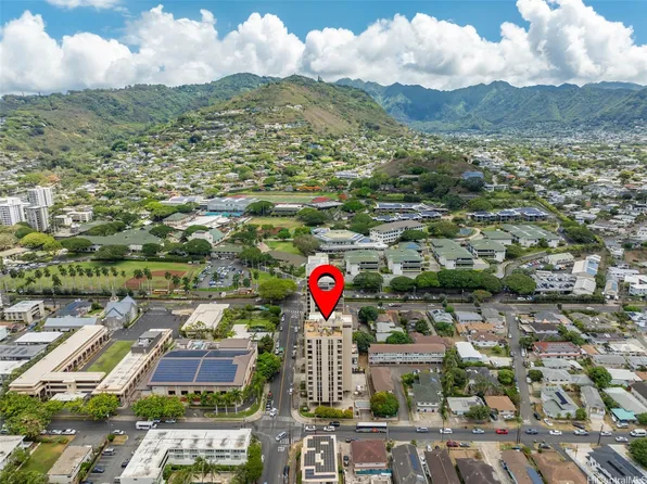 1505 Alexander St APT 704, Honolulu, HI 96822