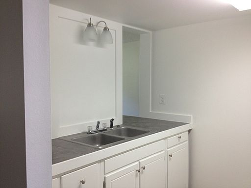 1st image of 520 W Spruce St APT A105