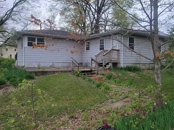 511 C Ave E, Oskaloosa, IA 52577