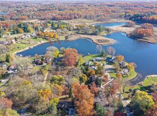 1244 Pomona Ct, Fenton, MI 48430