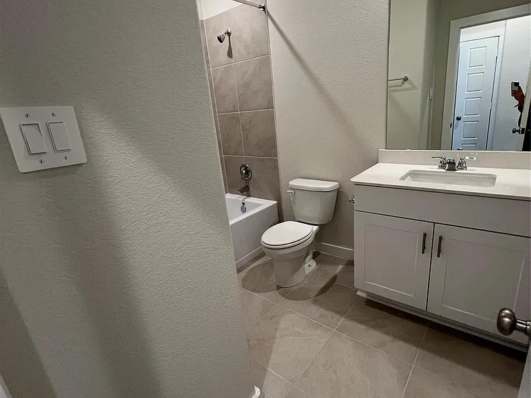 1709 Cayden Oak Ln — Photo 9