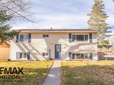 800 S 10th St, Douglas, WY, 82633