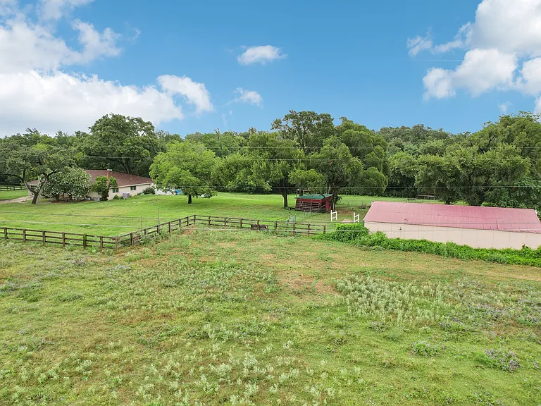 3106 E Palm Valley Blvd — Photo 36