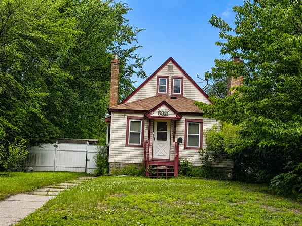 5311 Knox Ave N, Brooklyn Center, MN 55430