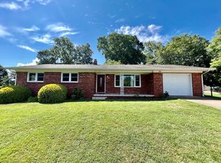 124 Leaf Ln, Clyde, NC 28721