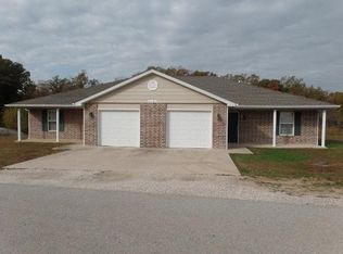 21083 Harbor Ln #A, Saint Robert, MO 65584