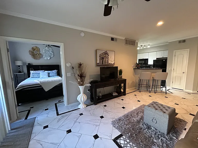 1701 E Colter St — Photo 34