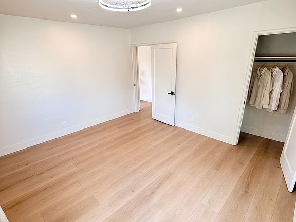 5th image of 475 39th St #475