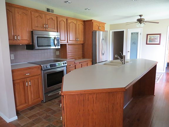 5th image of 1408 W 24th Ave