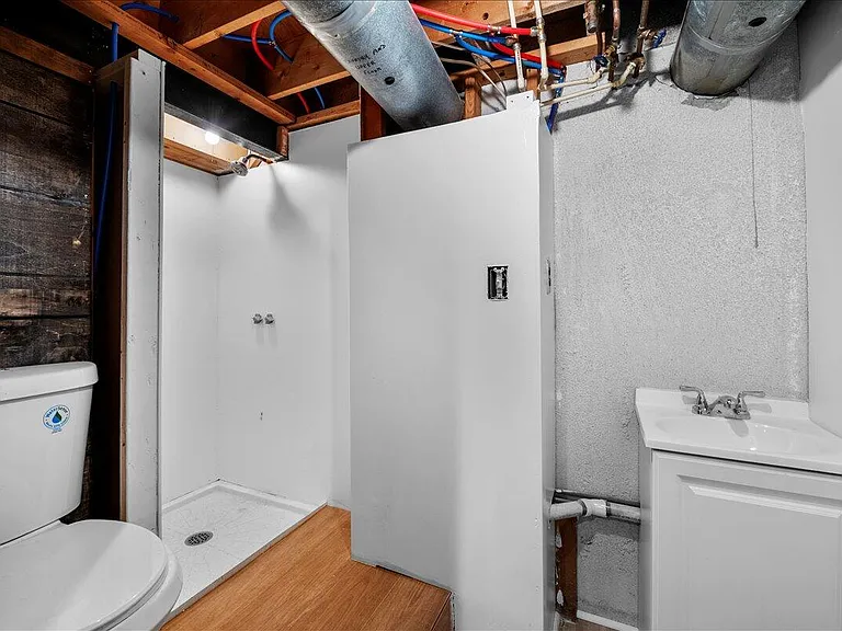 6155 Porteridge Ln — Photo 30