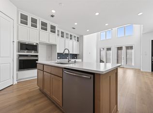 16518 Texas Hill Country Rd, Cypress, TX 77433