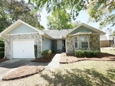 60 10th Ave #A, Shalimar, FL, 32579