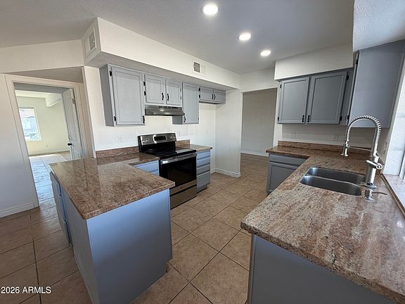 5th image of 7602 W COLLEGE Drive