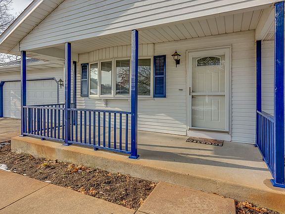 2nd image of 10483 Sunflower Dr