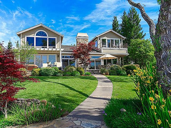 2nd image of 18815 Wildflower Dr
