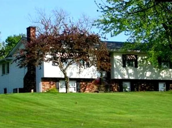 20 Church St, Plattekill, NY 12589