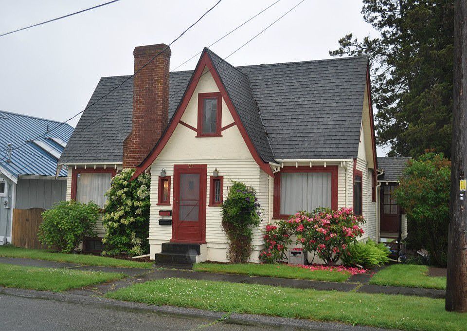 1st image of 127 Arvon Ave