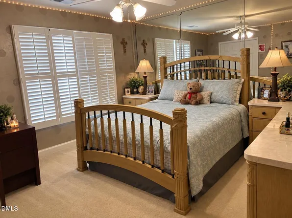 166 River Hills Dr, Clayton, NC 27527