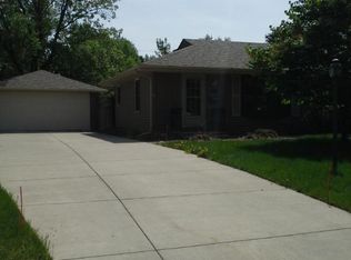 9219 5th Ave S, Bloomington, MN 55420