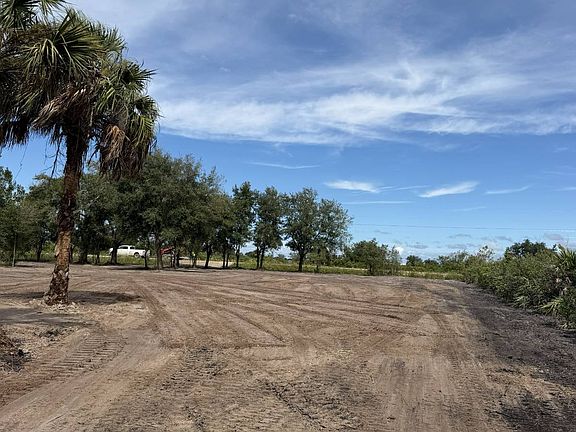 3rd image of 18872 NW 256th St