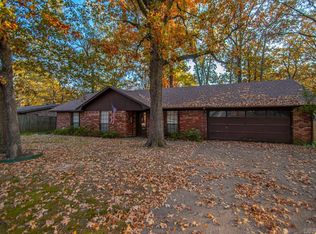 1905 Hutto St, Conway, AR 72032