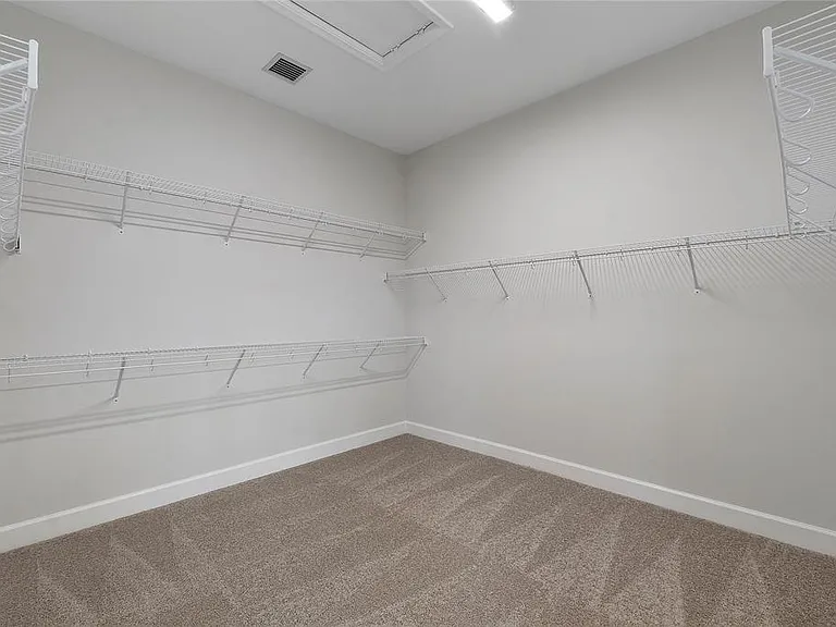 5223 Liberty Ln — Photo 17