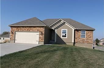 1st image of 9001 SW 9th Terrace Ct