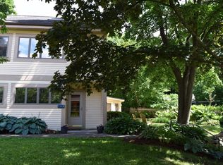 70 N Prospect St #B, Burlington, VT 05401