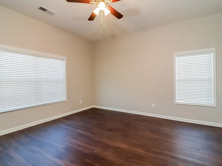 356 Webster Lake Dr — Photo 10