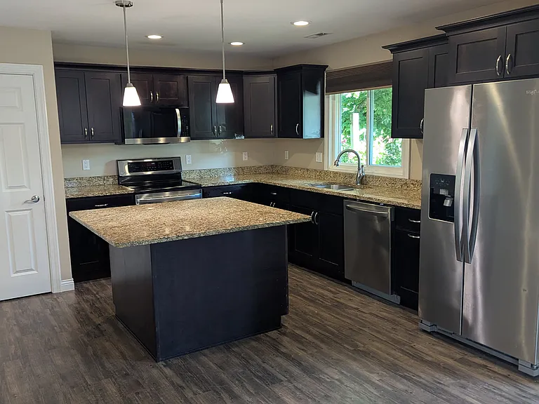 stainless appliances with dishwasher