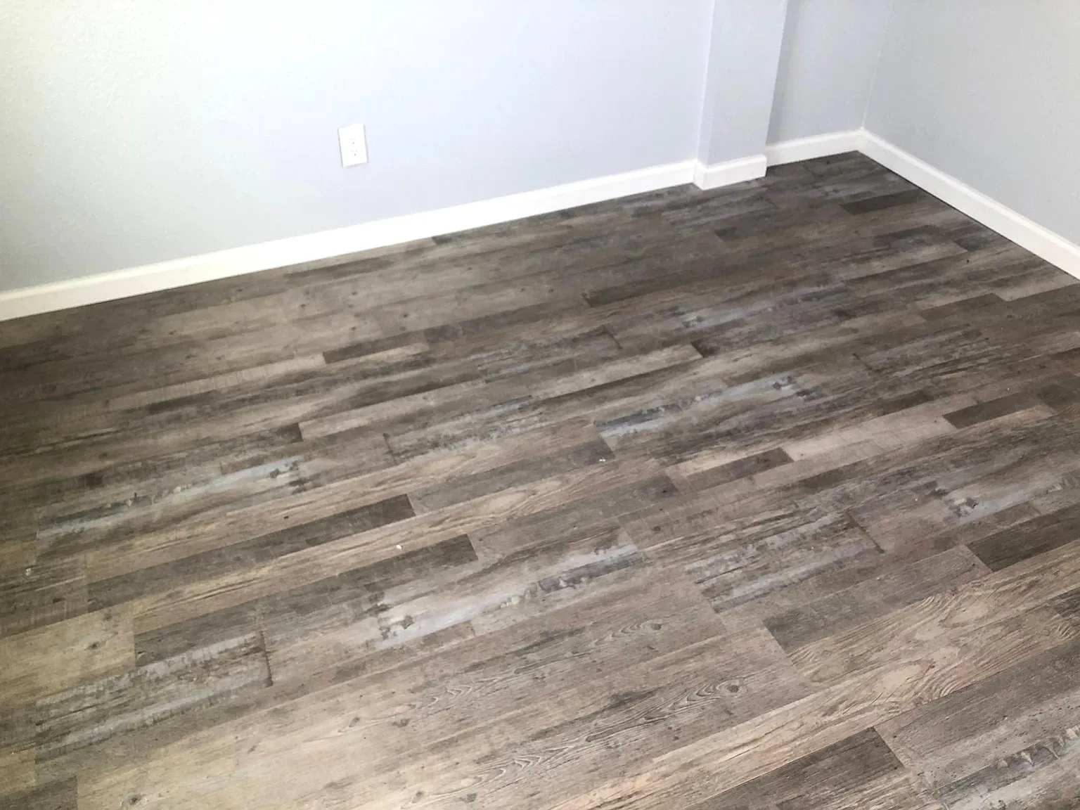 318 Verne St — Photo 3