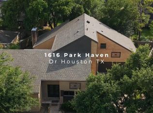 1616 Park Haven Dr, Houston, TX 77077