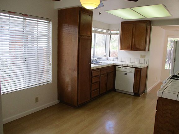 2nd image of 1235 Manzana Way