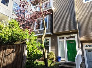 714B 16th Ave, Seattle, WA 98122