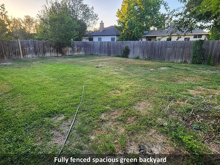 11500 Lapoynor St — Photo 30