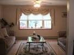 1086 Salamanca Dr, Tobyhanna, PA
